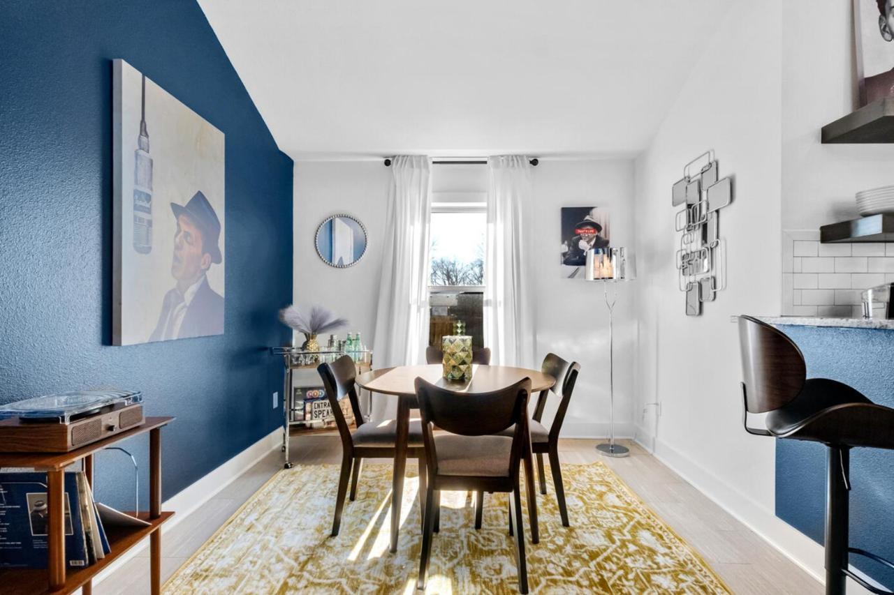 The Sinatra Villa Bentonville Eksteriør bilde